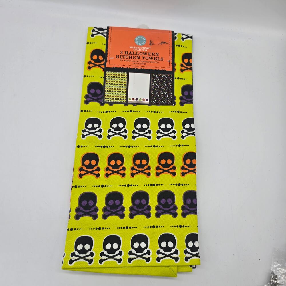 Martha Stewart Collection Halloween Kitchen Dish Towels Set of 3 Bats Skulls NWT